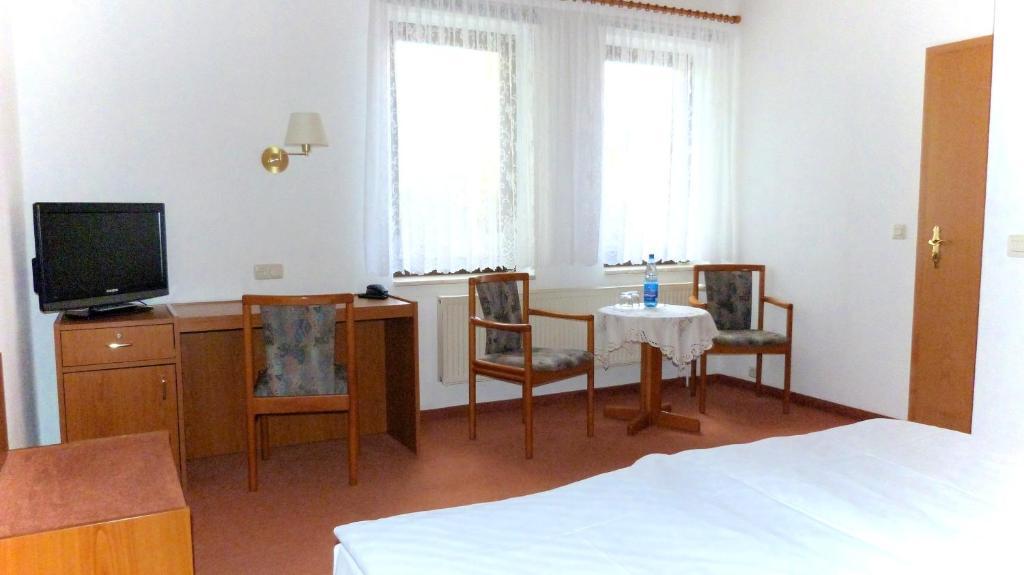 Hotel Muehlenhof Heidenau  Esterno foto